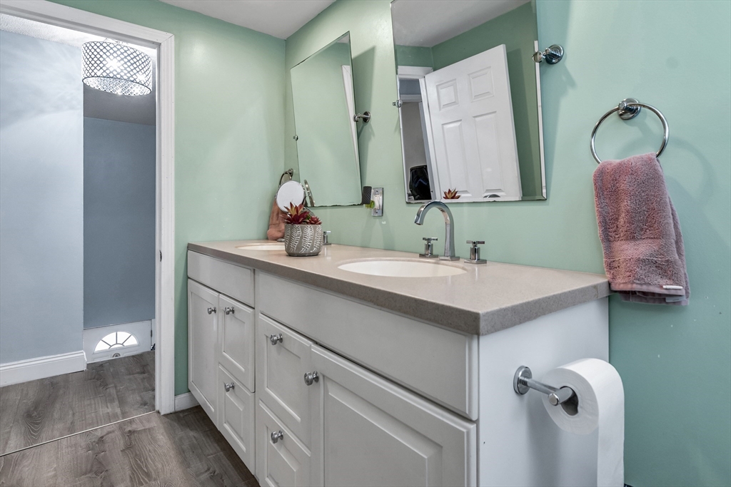 7-9 Carleton Court Methuen, MA 01844 - Photo 16 of 40