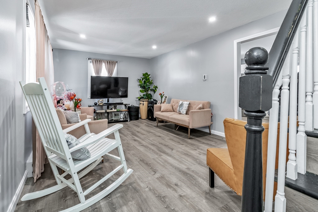 7-9 Carleton Court Methuen, MA 01844 - Photo 25 of 40