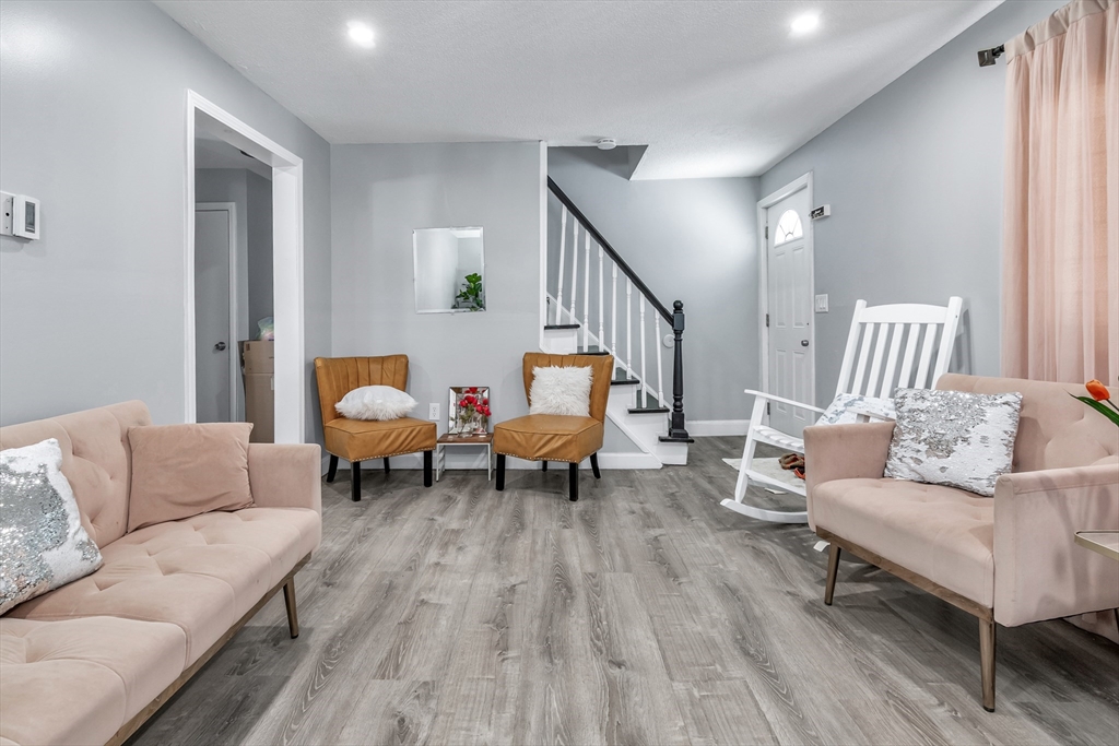 7-9 Carleton Court Methuen, MA 01844 - Photo 27 of 40