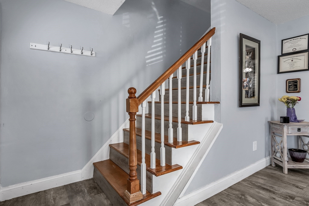 7-9 Carleton Court Methuen, MA 01844 - Photo 8 of 40