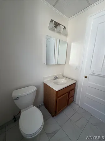 $1,400 | 1015 Elmwood Avenue, Unit 2, Buffalo, NY 14222