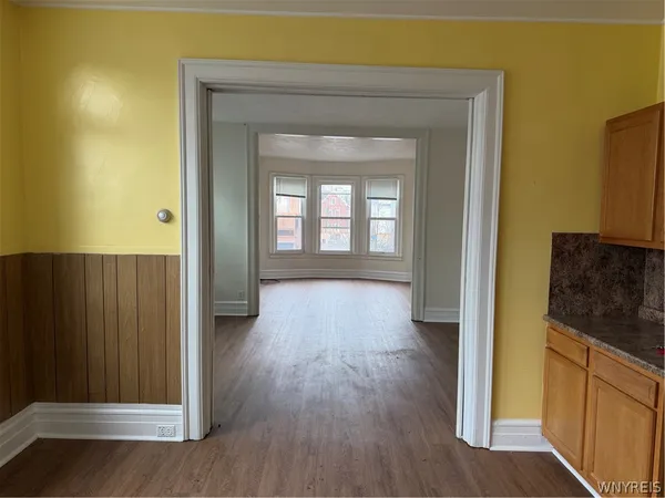 $1,400 | 1015 Elmwood Avenue, Unit 2, Buffalo, NY 14222