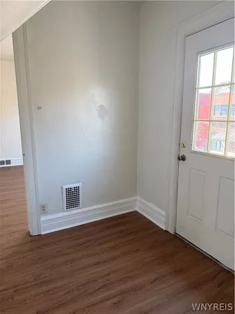 $1,400 | 1015 Elmwood Avenue, Unit 2, Buffalo, NY 14222