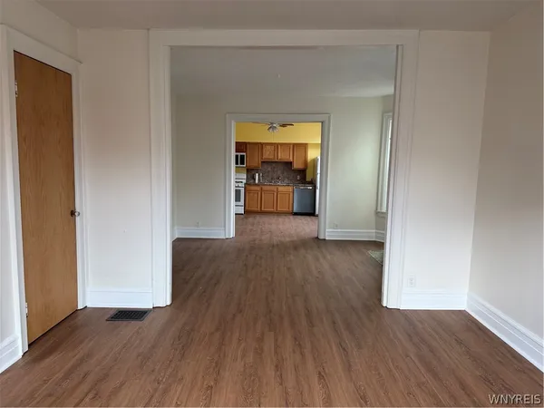 $1,400 | 1015 Elmwood Avenue, Unit 2, Buffalo, NY 14222