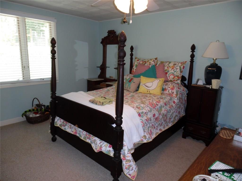 255 Beau Valley Road, Unit 4 Tryon, NC 28782 - Photo 13 of 16 Gallery Image 13