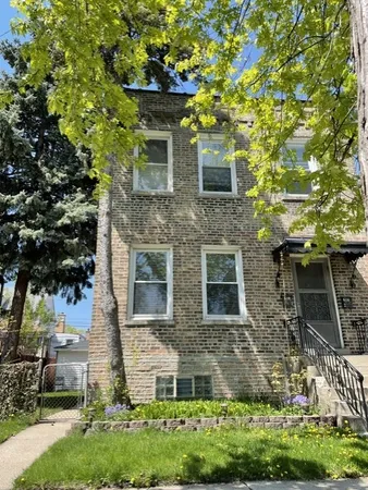 $1,625 | 6110 North Albany Avenue, Unit 1, Chicago, IL 60659