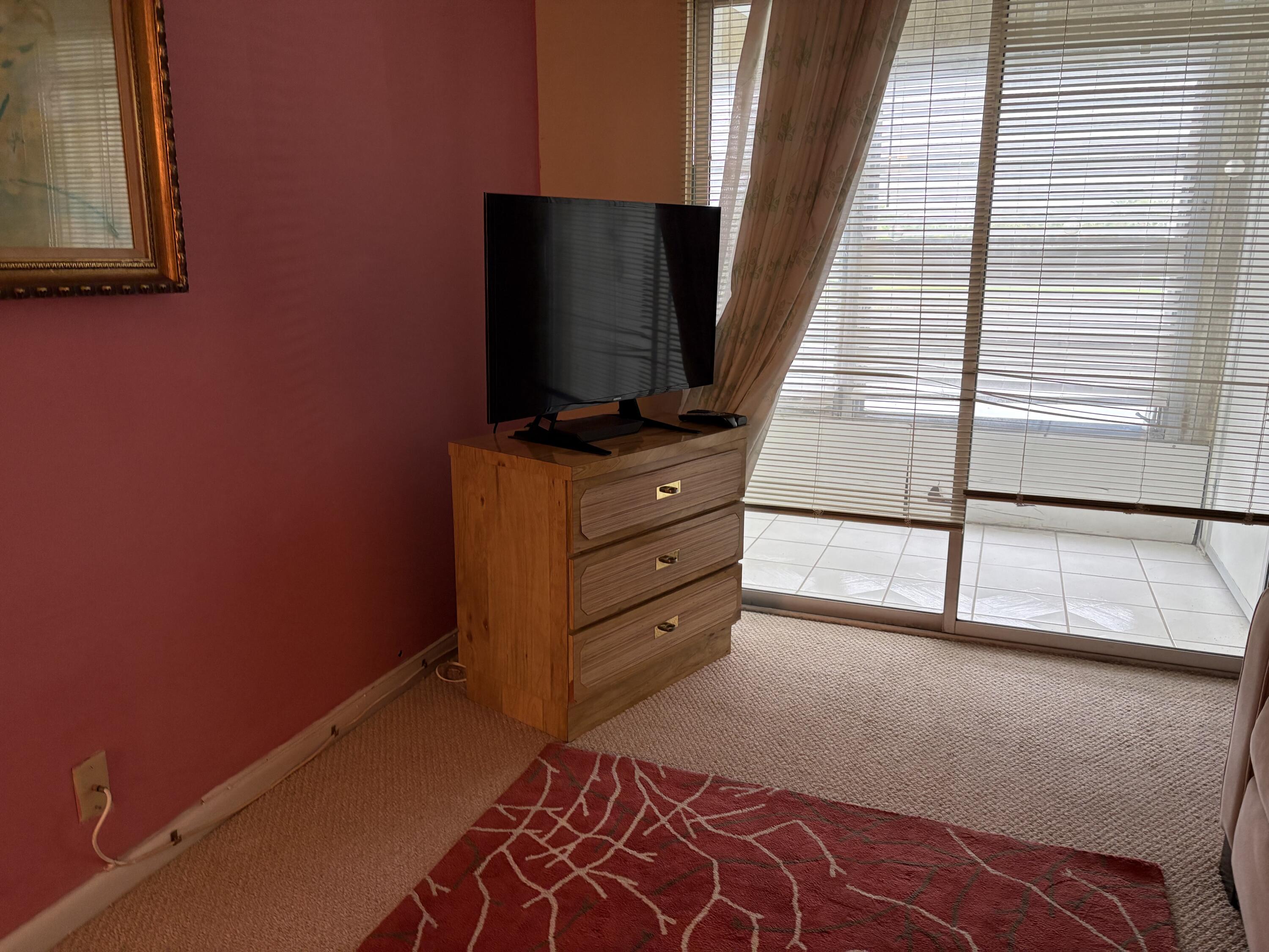 112 Preston Way, Unit 112C Boca Raton, FL 33434 - Photo 15 of 17 IMG_0690