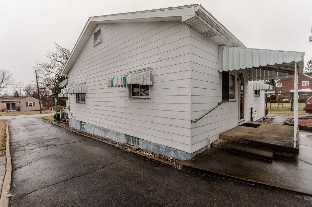 9 Jordan Street Fairchance, PA 15436 - Photo 8 of 38