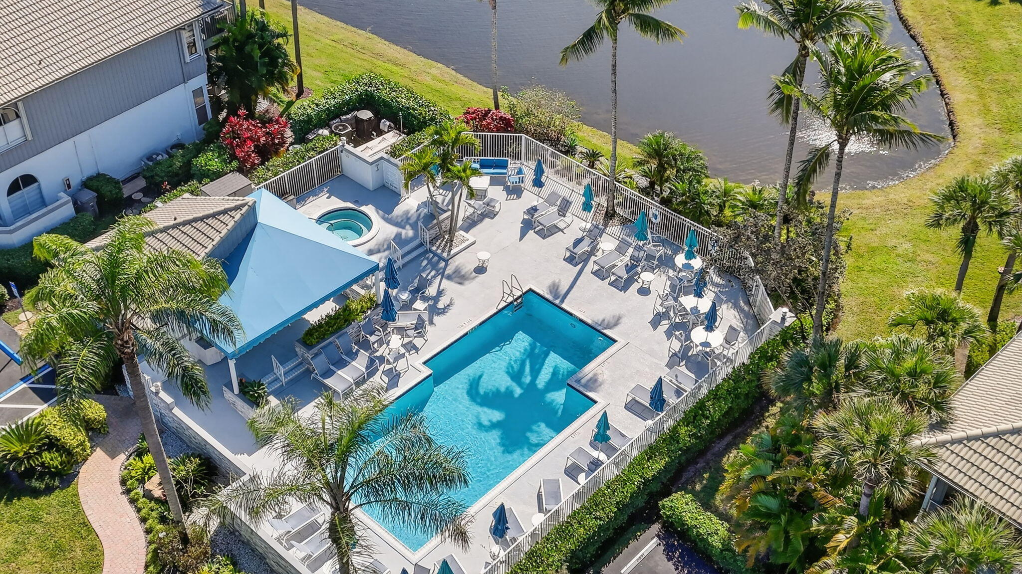 20220 Boca W Drive, Unit 702 Boca Raton, FL 33434 - Photo 40 of 51 an aerial view of a house