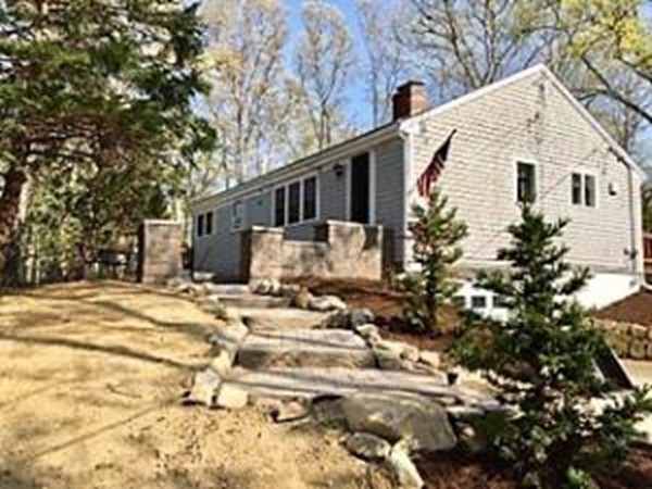 138 Tubman Road Brewster, MA 02631 - Photo 3 of 24 Gallery Image 3