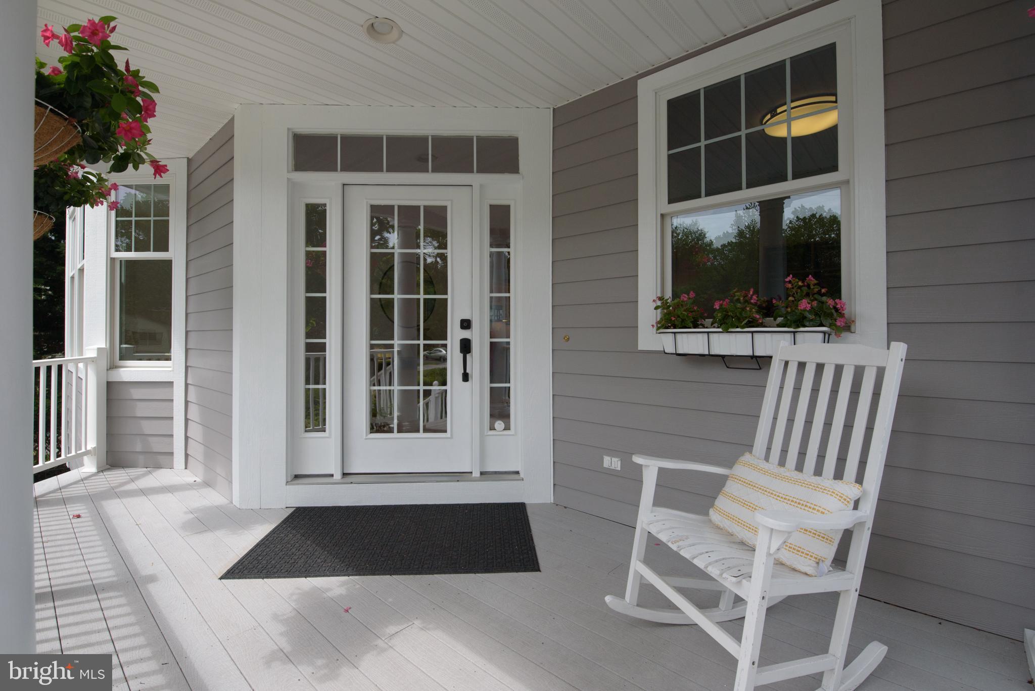 2015 Chesapeake Road Annapolis, MD 21409 - Photo 25 of 72 Lovely front porch entrance.