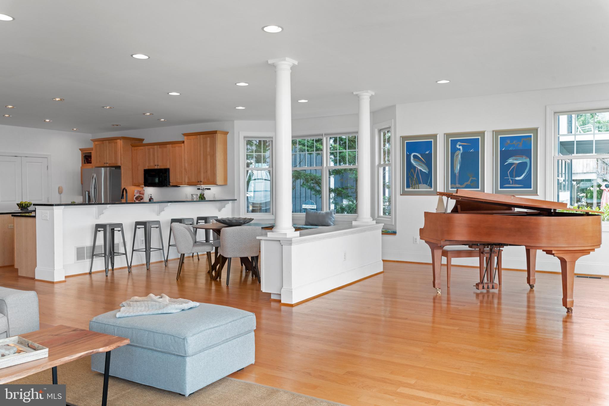 2015 Chesapeake Road Annapolis, MD 21409 - Photo 32 of 72 Great entertaining space.