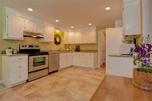 27 Teresa Road Hopkinton, MA 01748 - Photo 5 of 30 Gallery Image 5