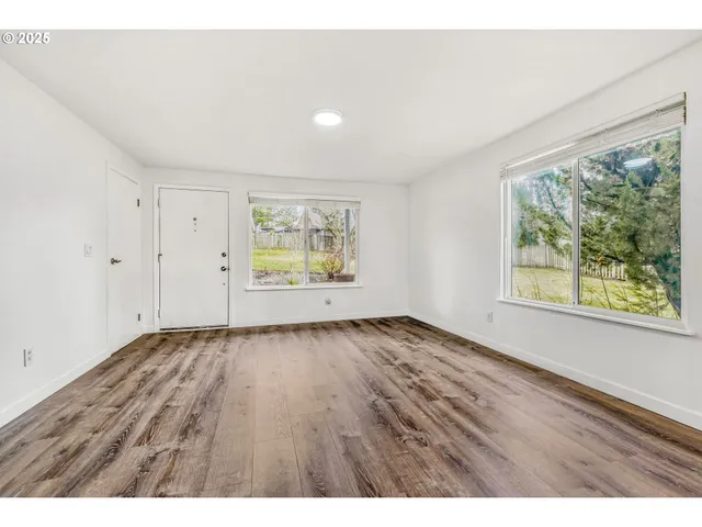 $295,000 | 8196 Southwest Shenandoah Way, Tualatin, OR 97062