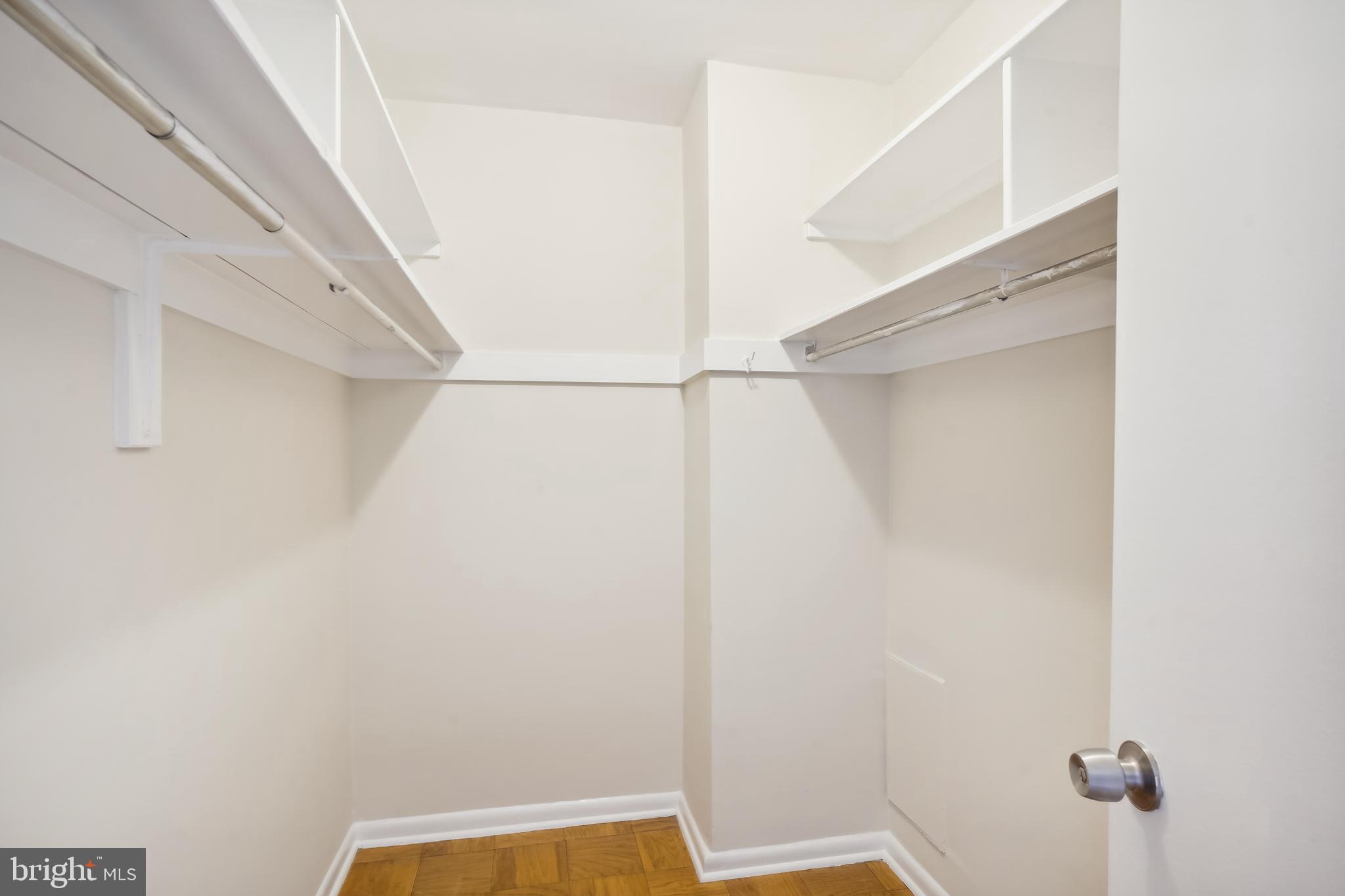 5101 River Road, Unit 1507 Bethesda, MD 20816 - Photo 20 of 36 WALKIN CLOSET