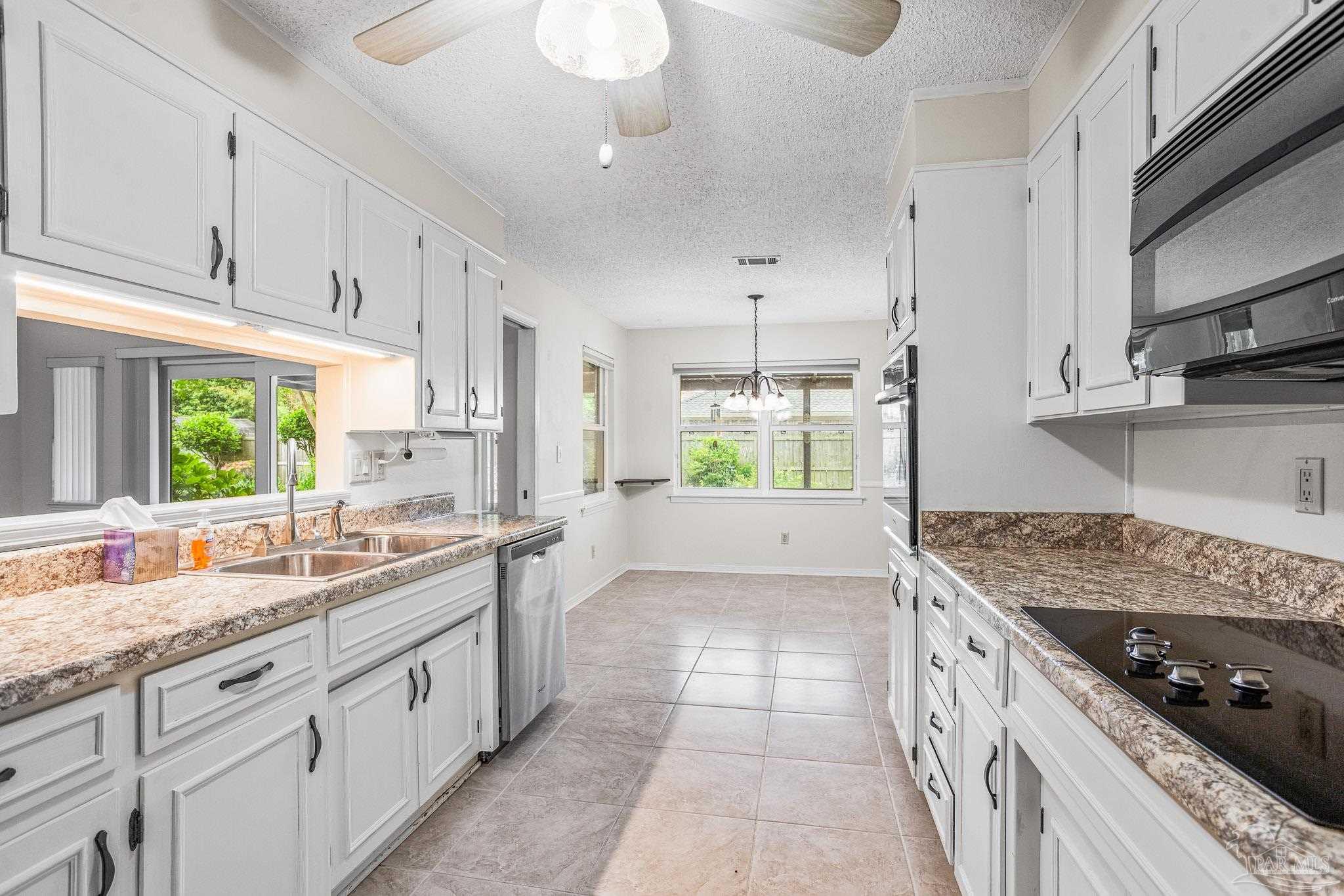 4215 April Road Pensacola, FL 32504 - Photo 16 of 49 Gallery Image 16