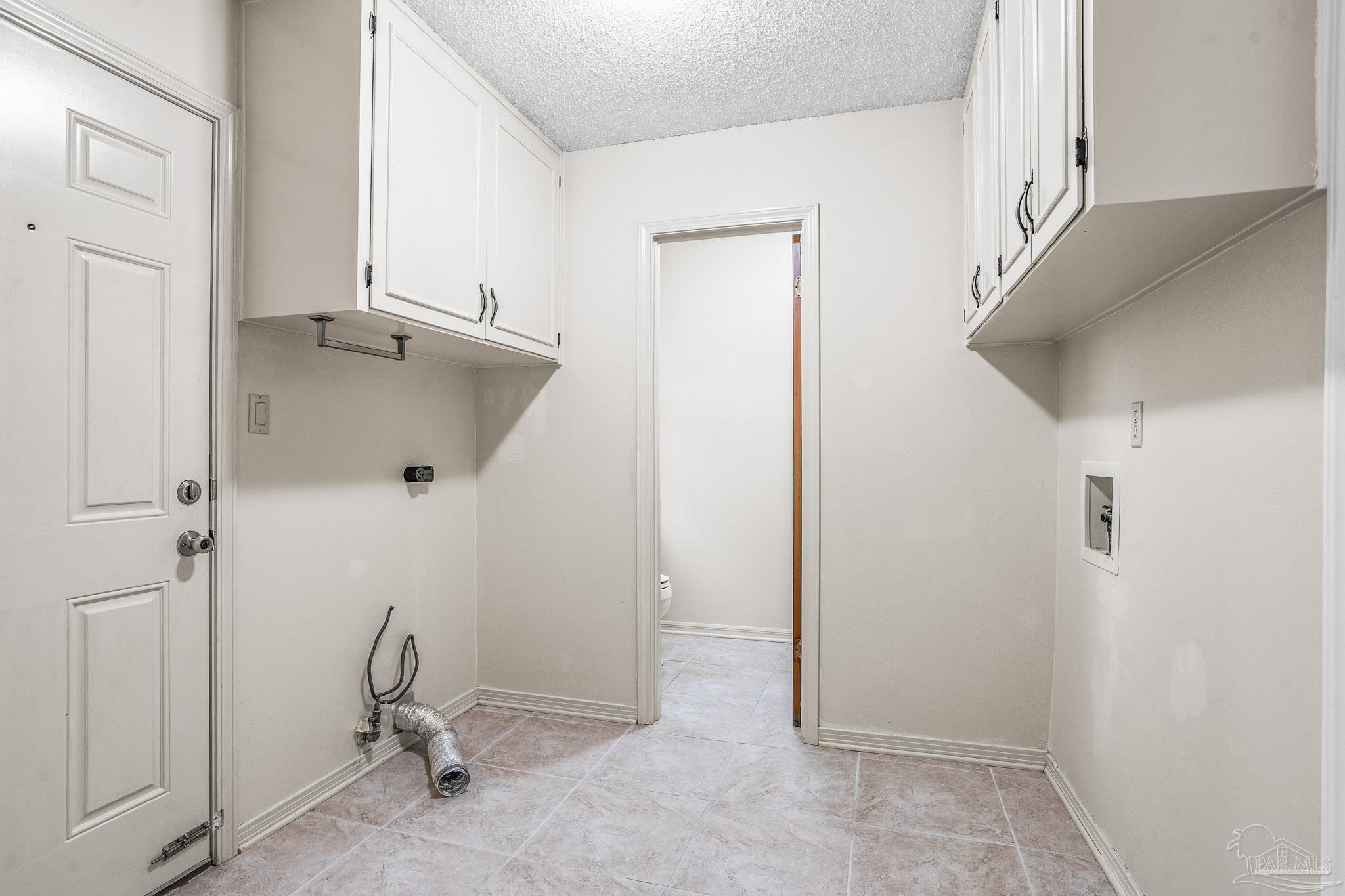 4215 April Road Pensacola, FL 32504 - Photo 21 of 49 Gallery Image 21