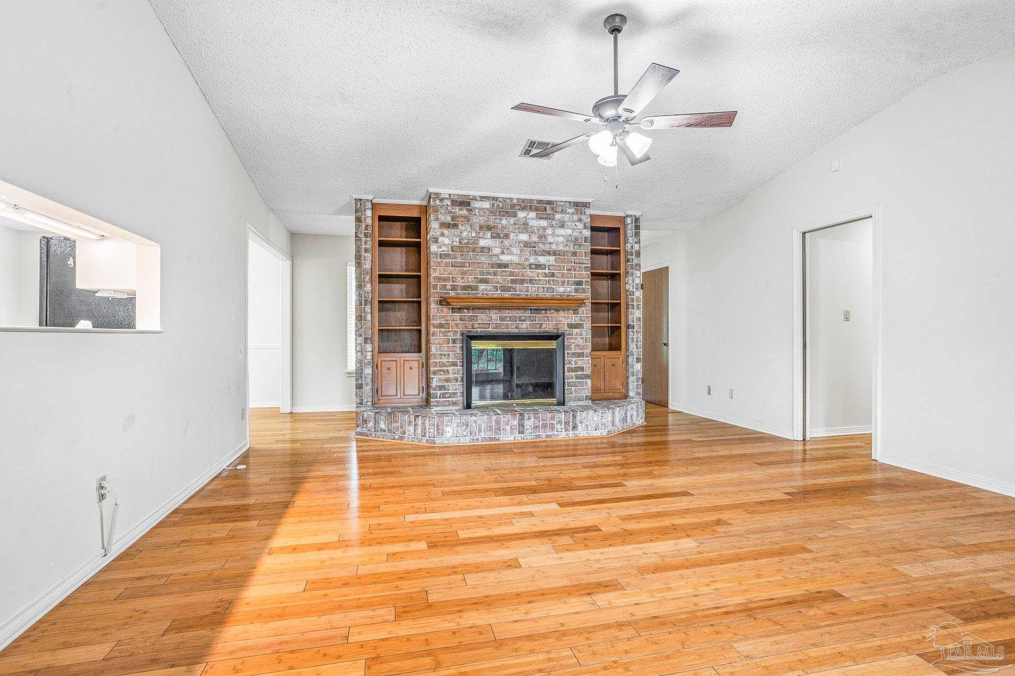4215 April Road Pensacola, FL 32504 - Photo 25 of 49 Gallery Image 25