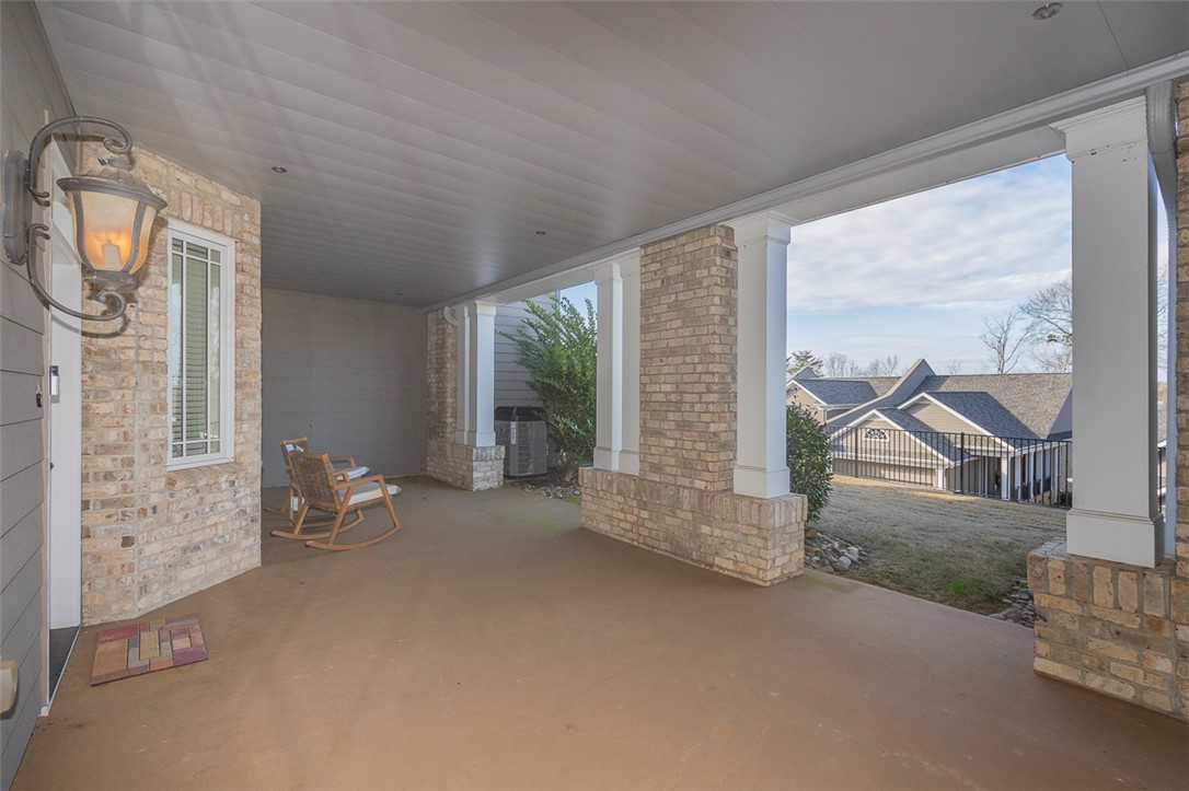 122 Regatta Drive Anderson, SC 29625 - Photo 37 of 42