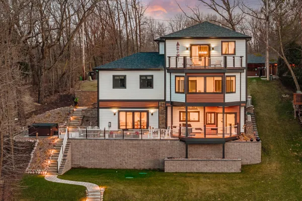 $2,225,000 | W5702 North Drive, La Grange, WI 53121