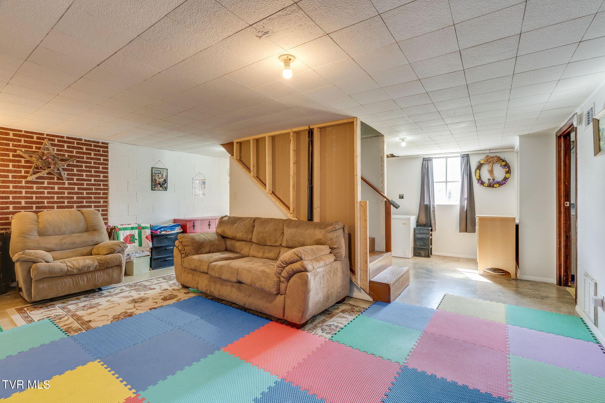 530 East Carters Valley Road Gate City, VA 24251 - Photo 21 of 31 021