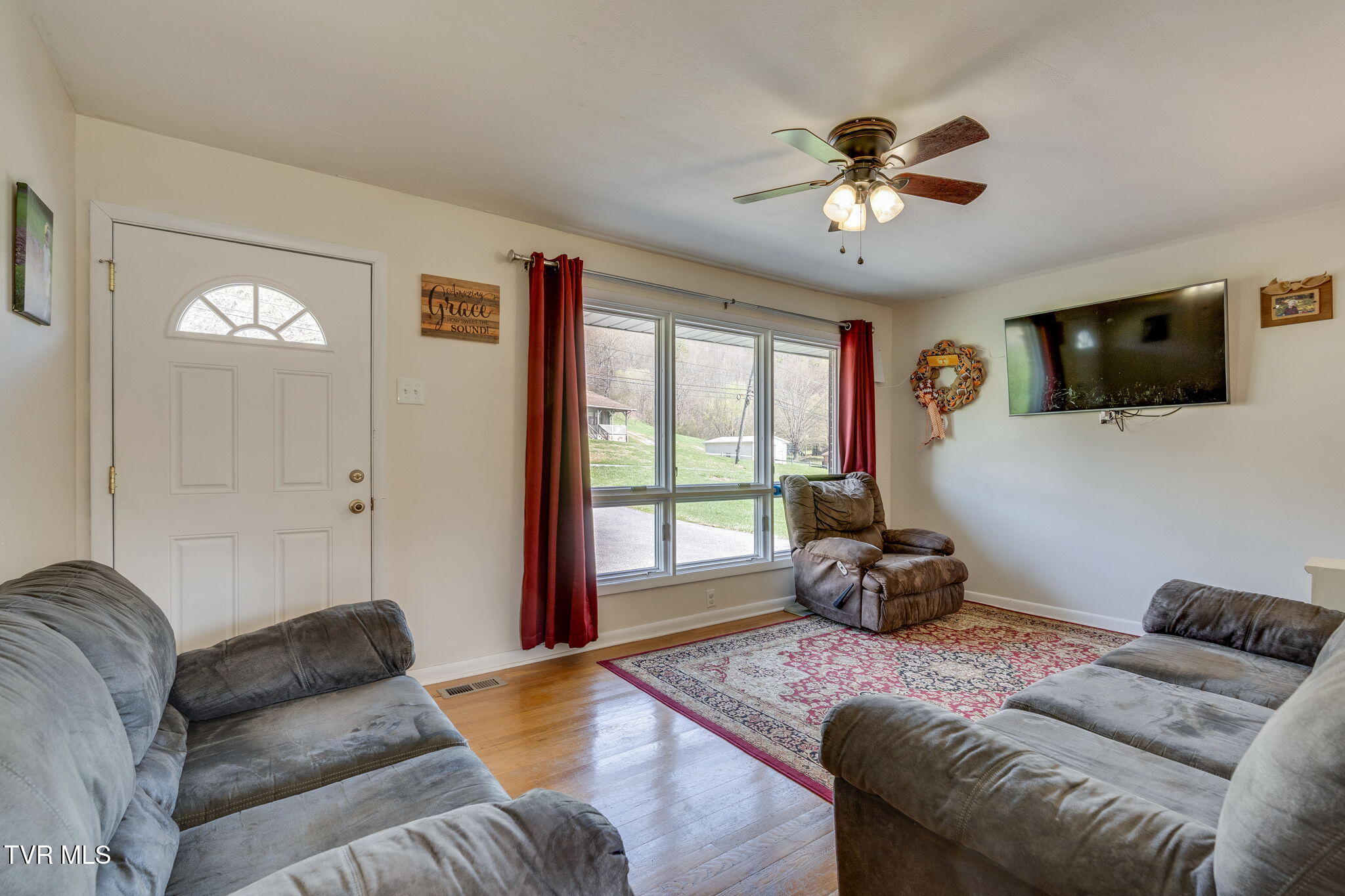 530 East Carters Valley Road Gate City, VA 24251 - Photo 6 of 31 006