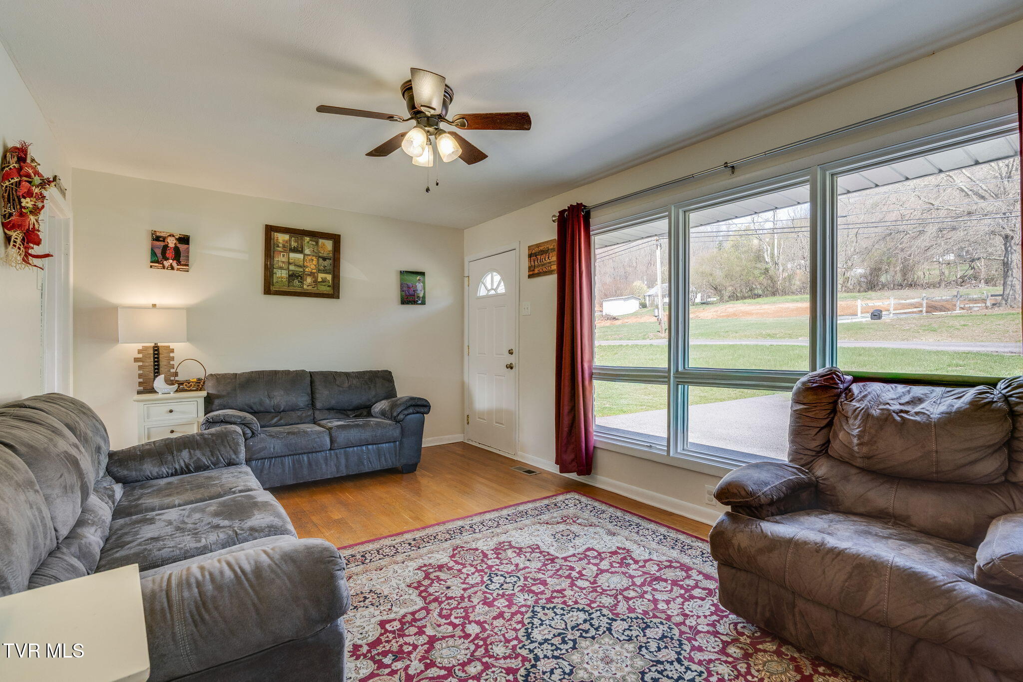 530 East Carters Valley Road Gate City, VA 24251 - Photo 7 of 31 007