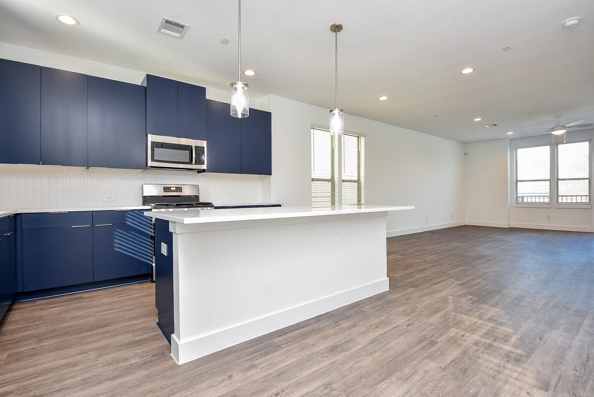 18708 Centro Main Street Conroe, TX 77385 - Photo 18 of 33
