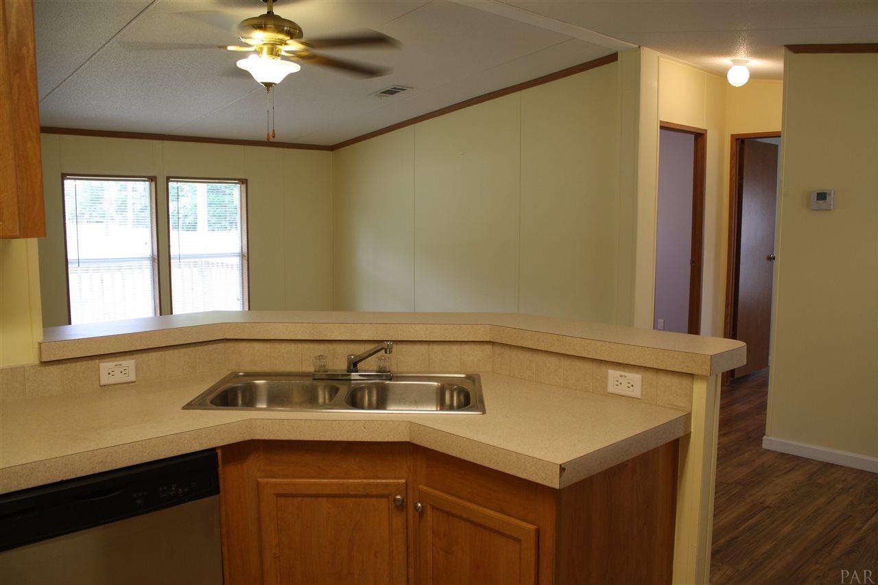 7190 East Gate Road Milton, FL 32570 - Photo 8 of 39 Gallery Image 8
