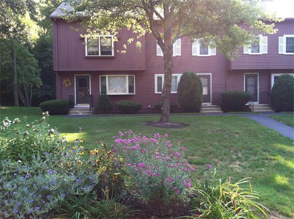 14 Apple Ridge Road, Unit 1 Maynard, MA 01754 - Photo 2 of 11