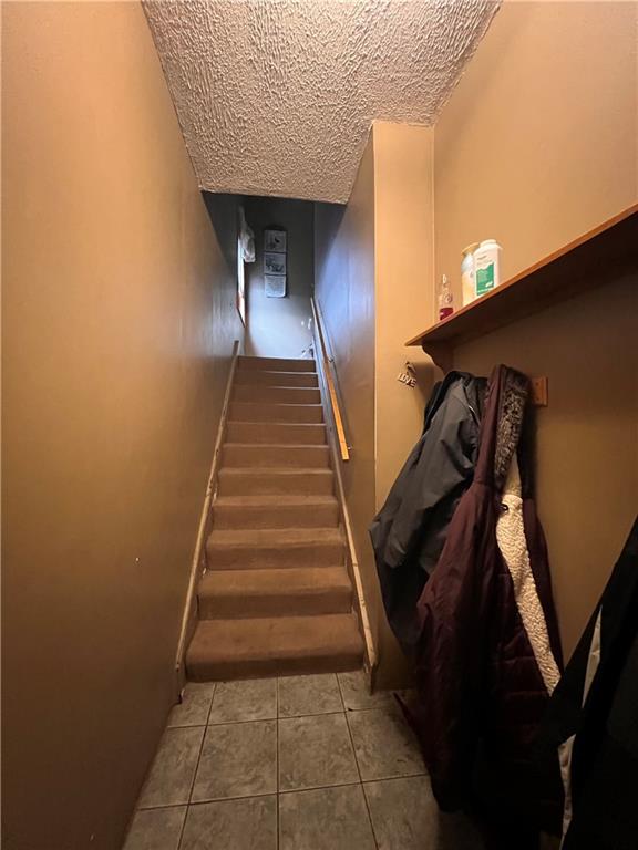 423 Spring Avenue Ellwood City, PA 16117 - Photo 11 of 20 a view of entryway