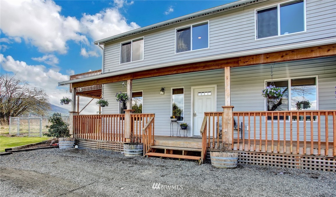 3143 Hopewell Road Everson, WA 98247 - Photo 3 of 23