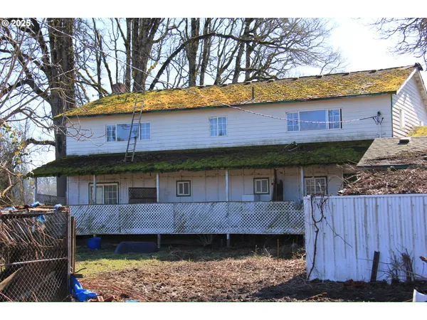 a view of a house