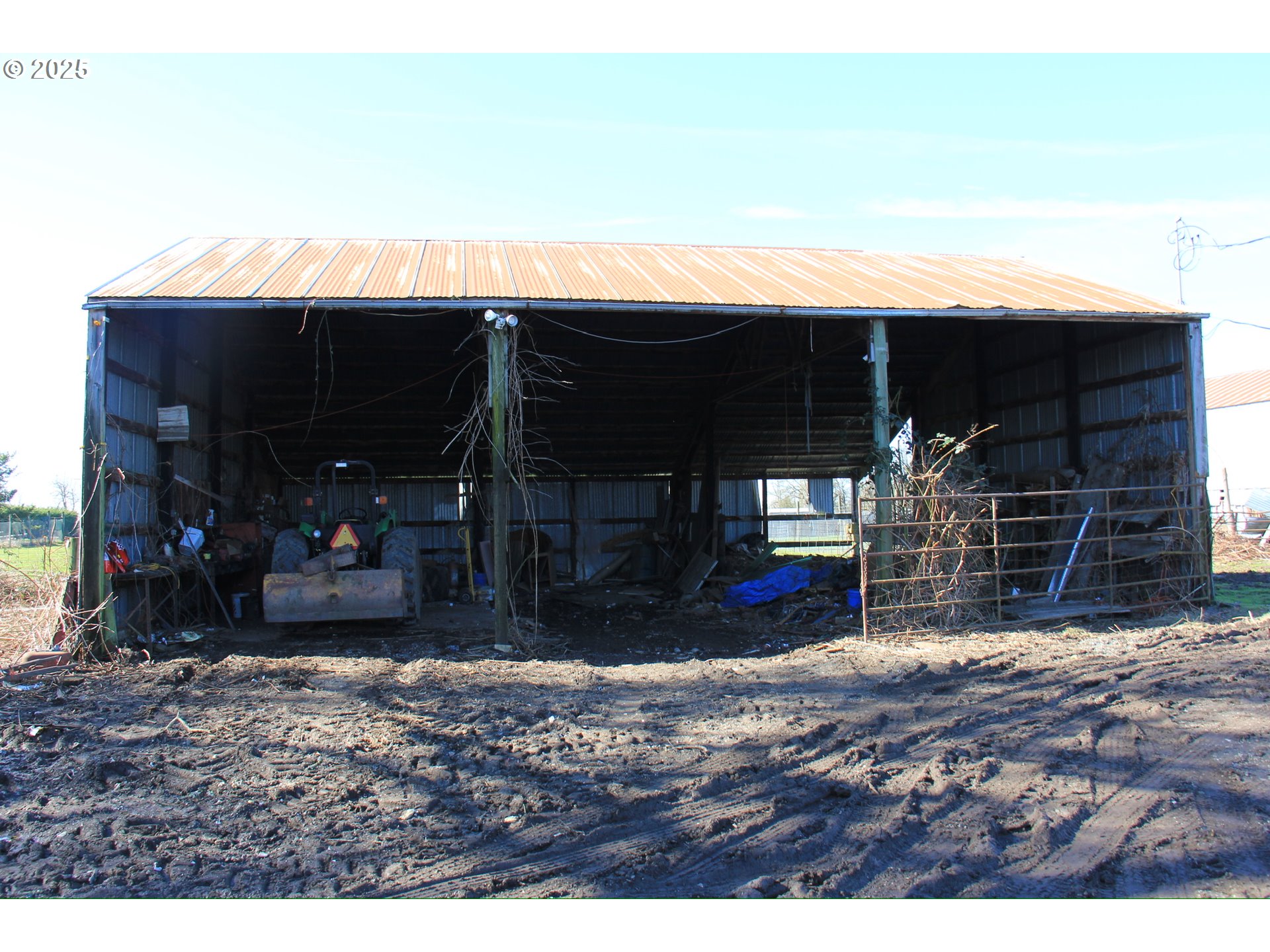 12051 South Riggs Damm Road Canby, OR 97013 - Photo 17 of 27 a view of a house