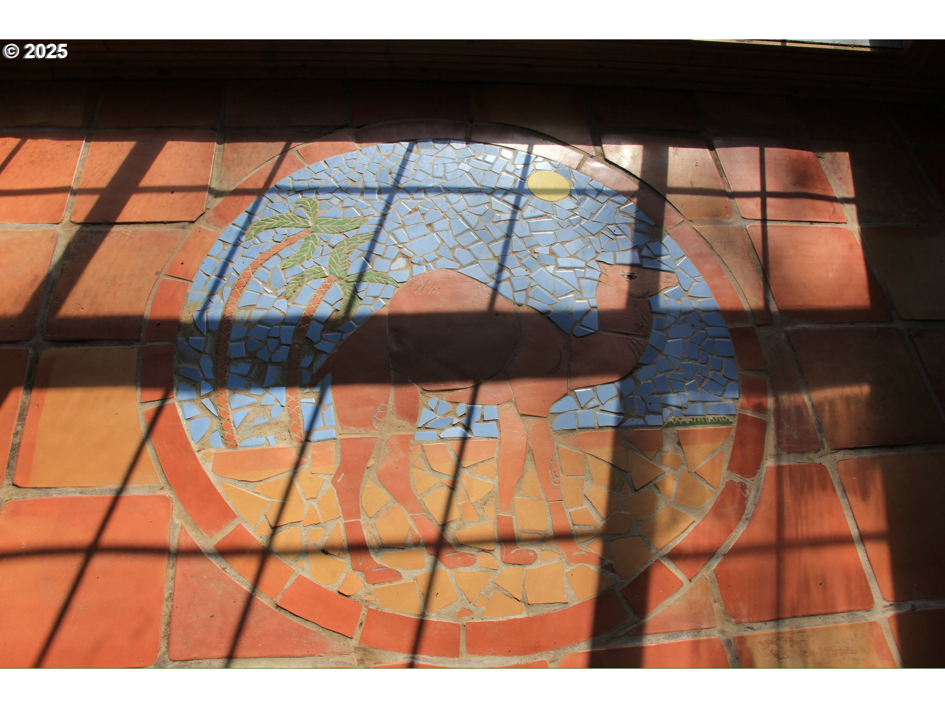 12051 South Riggs Damm Road Canby, OR 97013 - Photo 10 of 27 a picture of a room with a floor to ceiling window