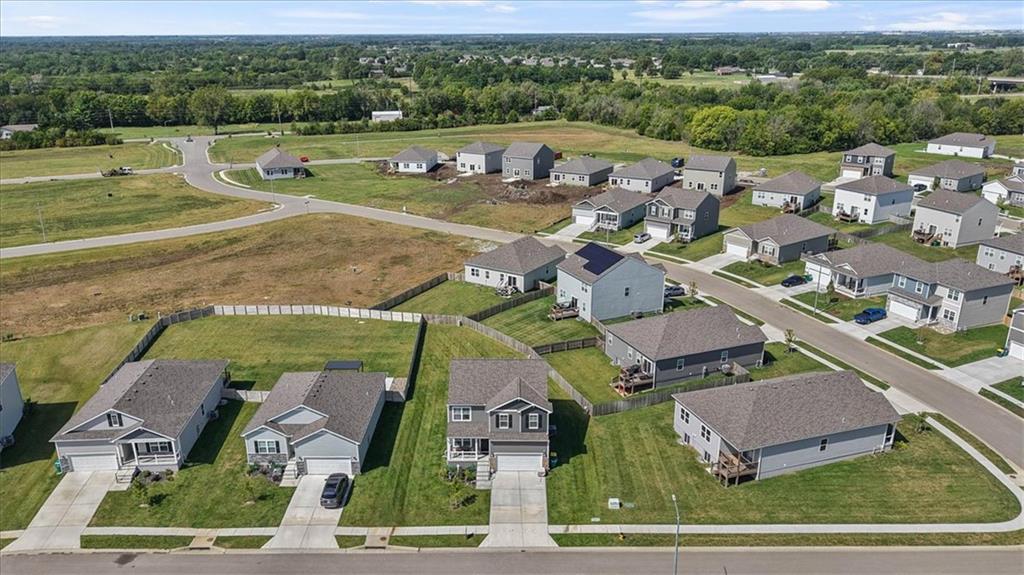 20150 Cornice St Spring Hill Spring Hill, KS 66083 - Photo 30 of 32 Gallery Image 30