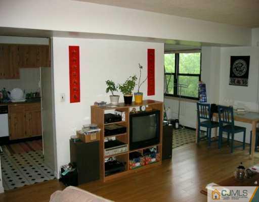 1635 Raspberry Court Edison, NJ 08817 - Photo 1 of 7