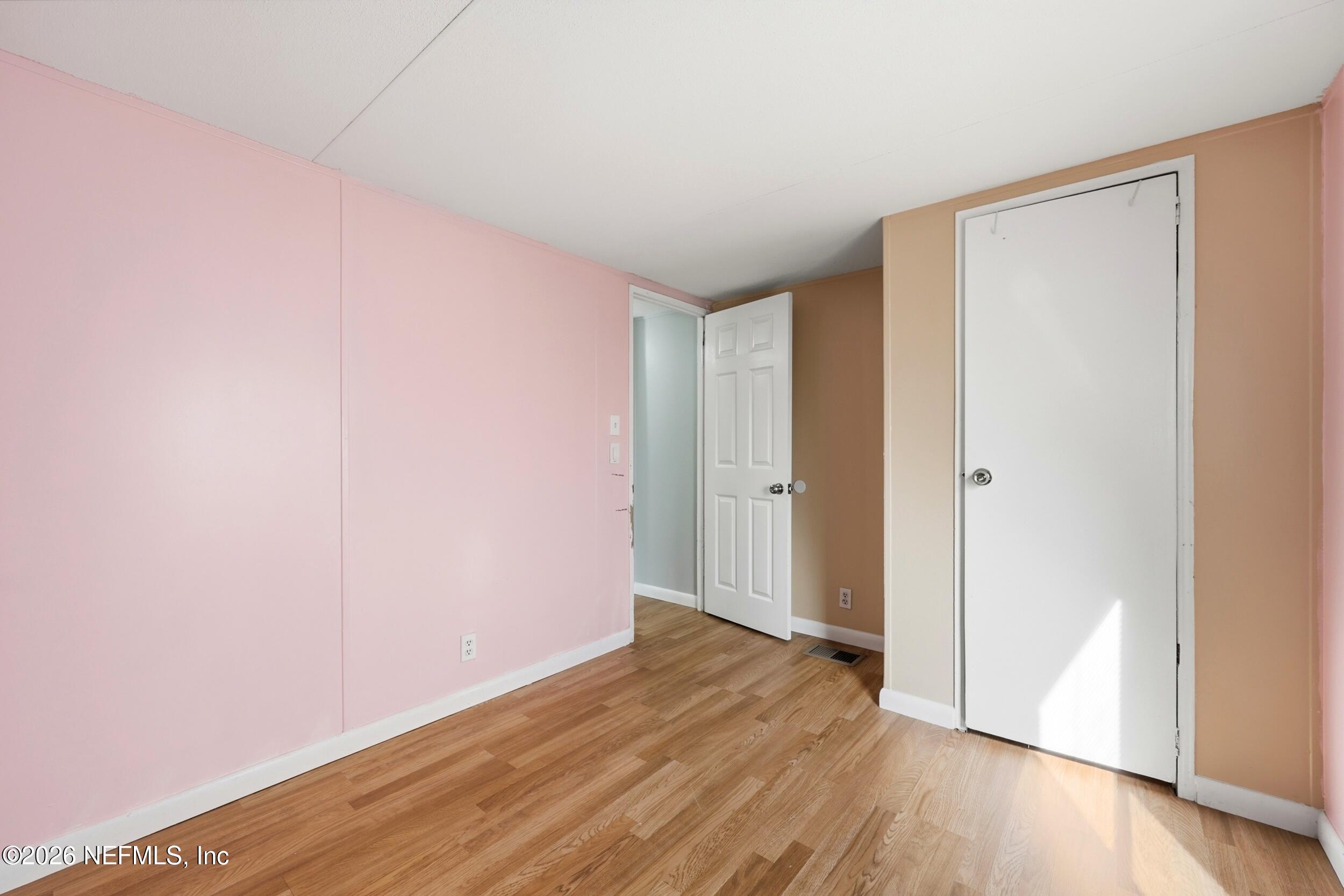 111 Hurst Street St. Augustine, FL 32084 - Photo 18 of 32 3rd Bedroom