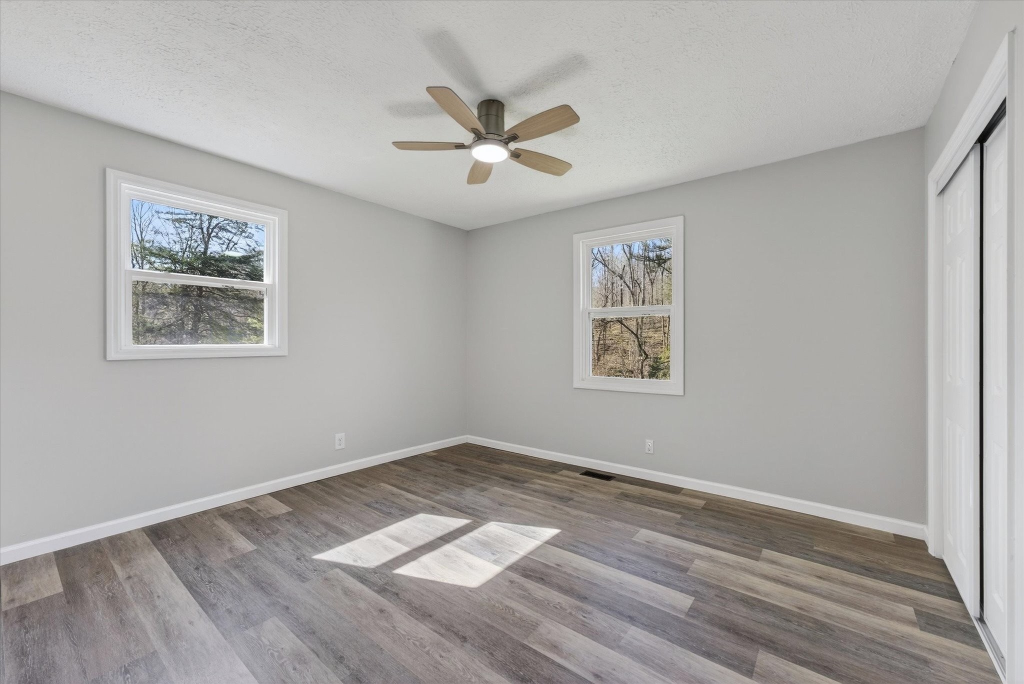 5075 Logan Road Cunningham, TN 37052 - Photo 12 of 26