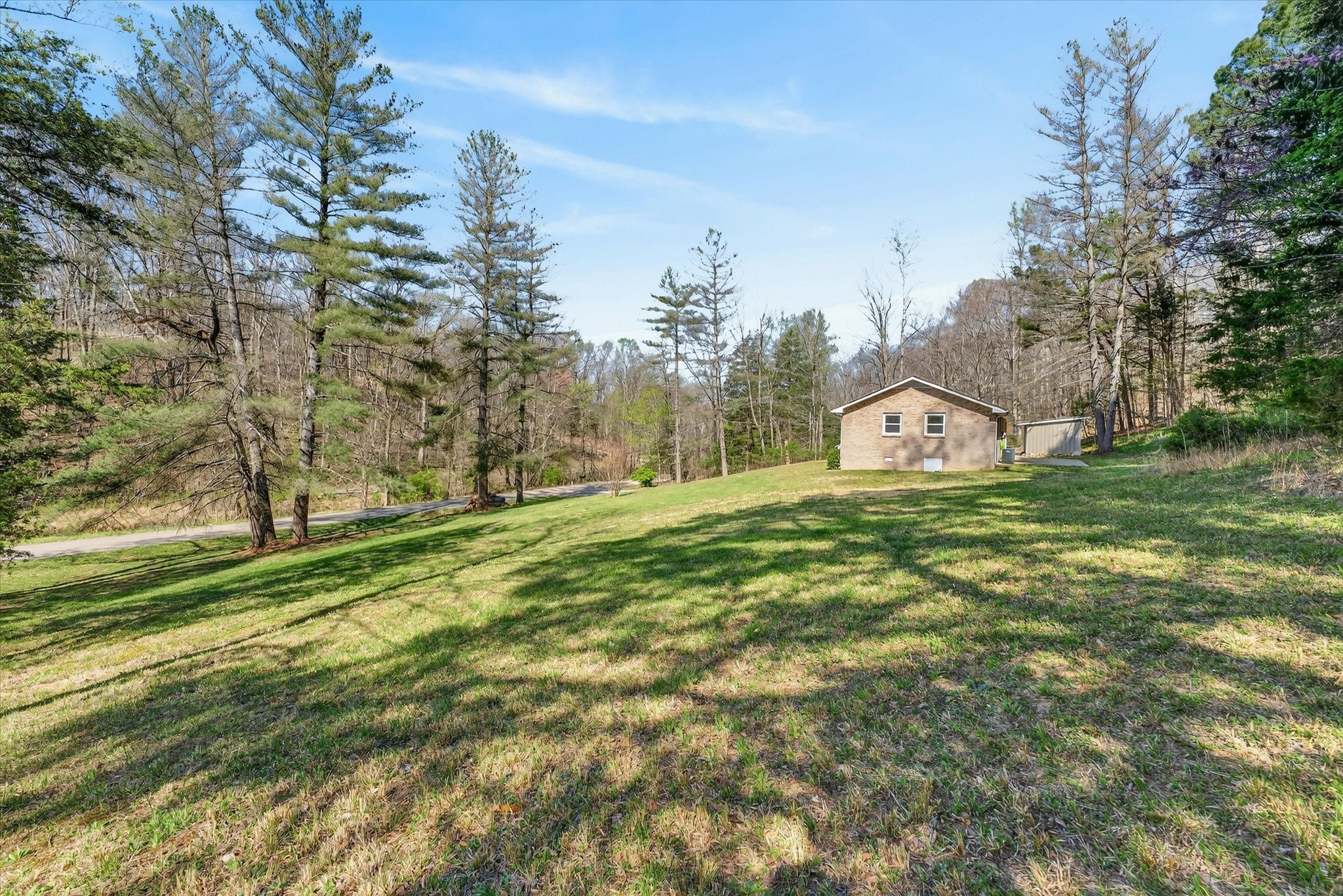 5075 Logan Road Cunningham, TN 37052 - Photo 20 of 26