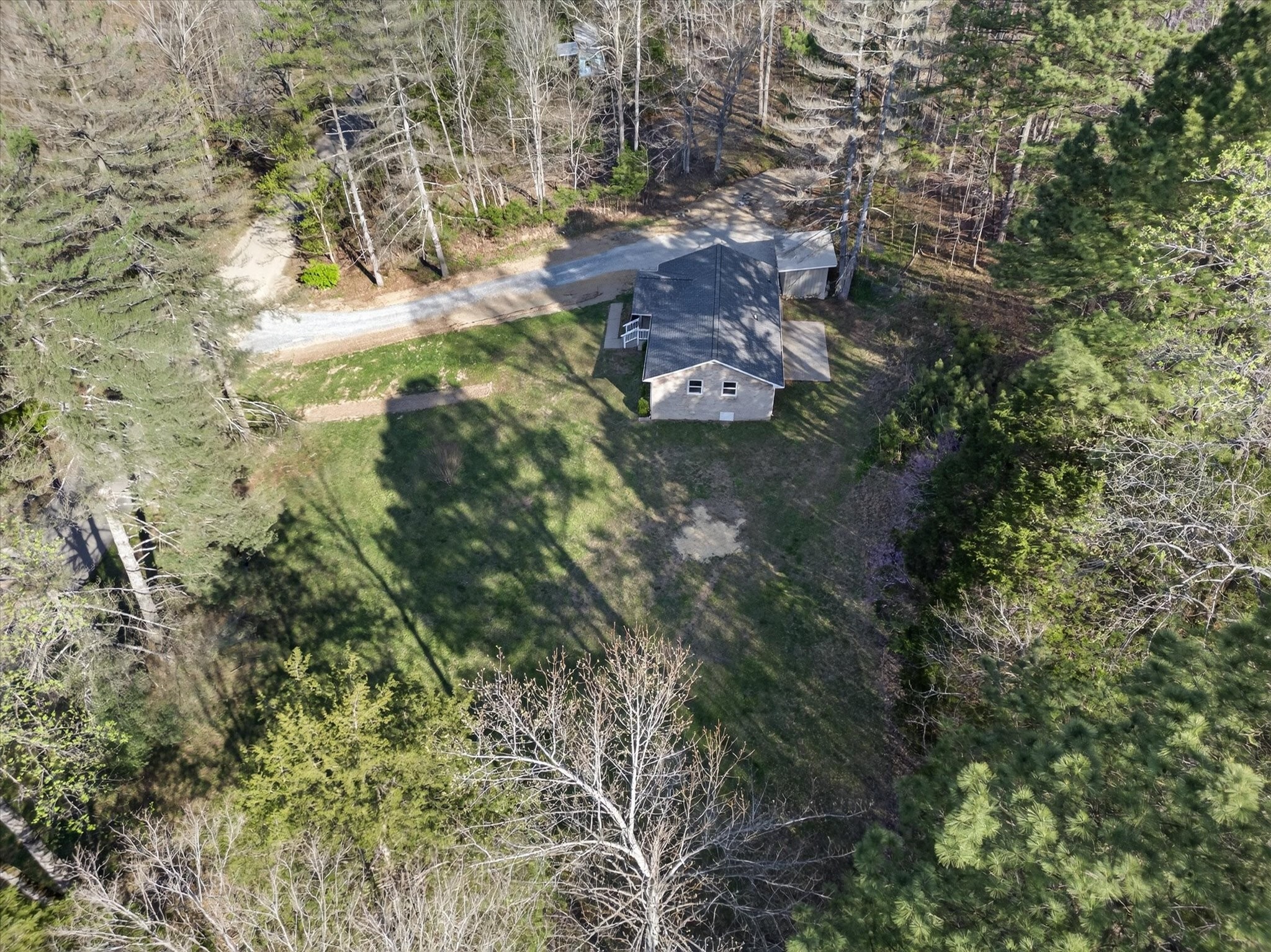 5075 Logan Road Cunningham, TN 37052 - Photo 22 of 26