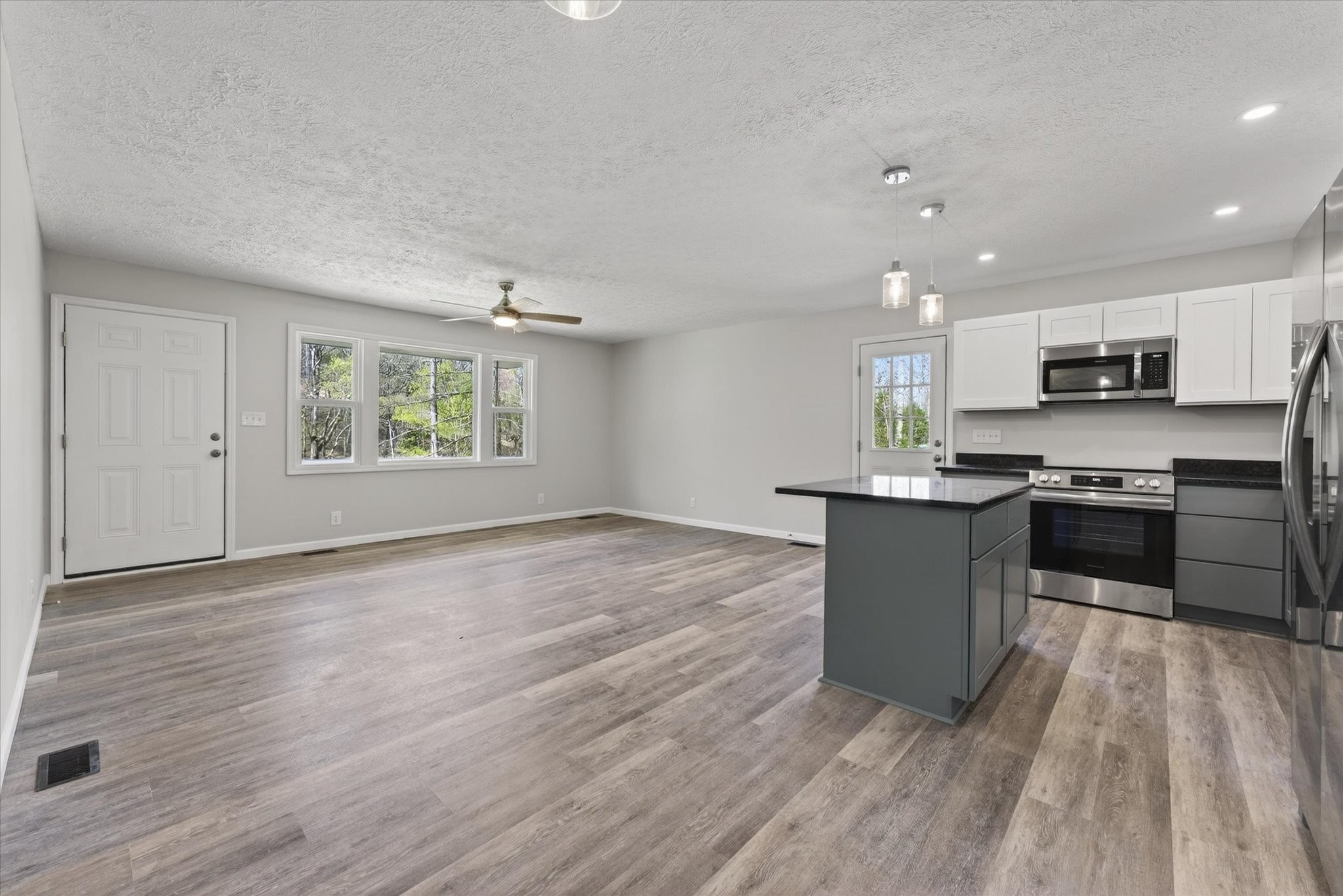 5075 Logan Road Cunningham, TN 37052 - Photo 6 of 26