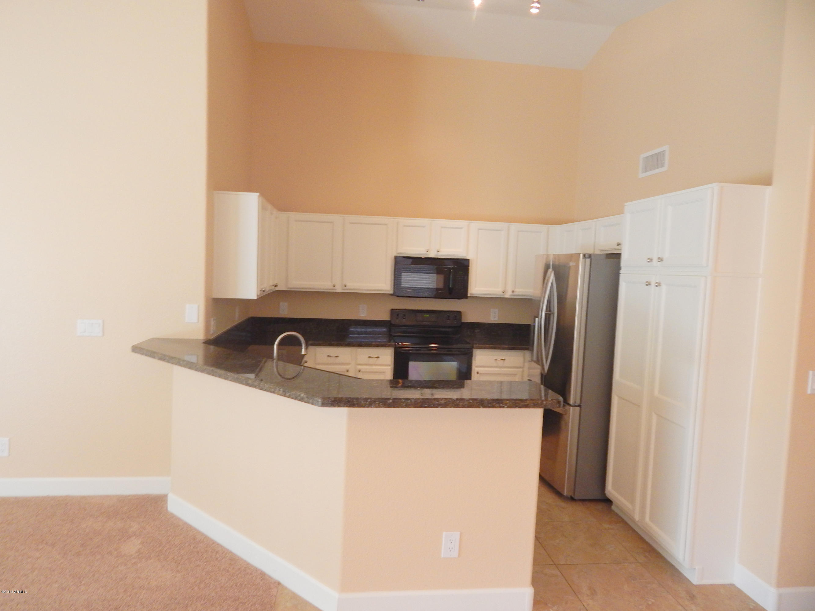 1315 East St John Road Phoenix, AZ 85022 - Photo 5 of 26 DSCN0292