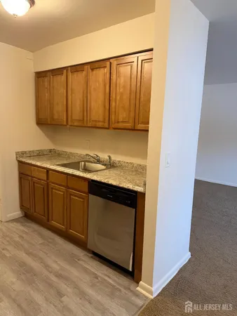 $2,295 | 504 Lakeview Terrace, Plainsboro, NJ 08540