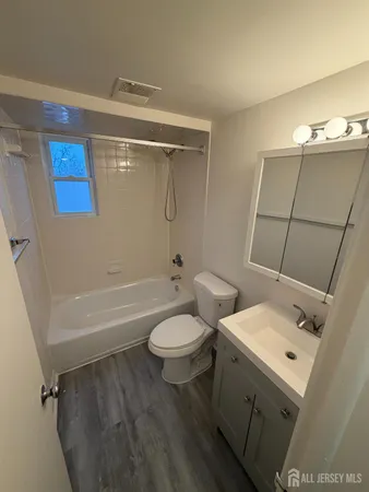 $2,295 | 504 Lakeview Terrace, Plainsboro, NJ 08540