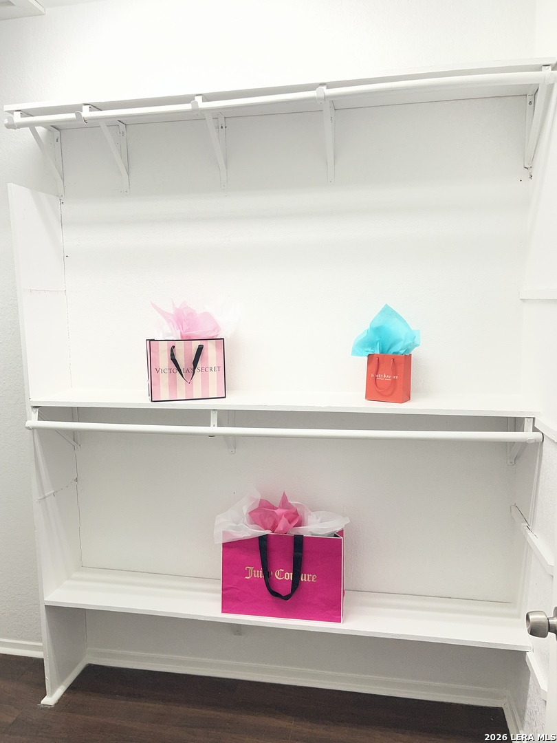 5431 Highway 173 Devine, TX 78016 - Photo 22 of 40