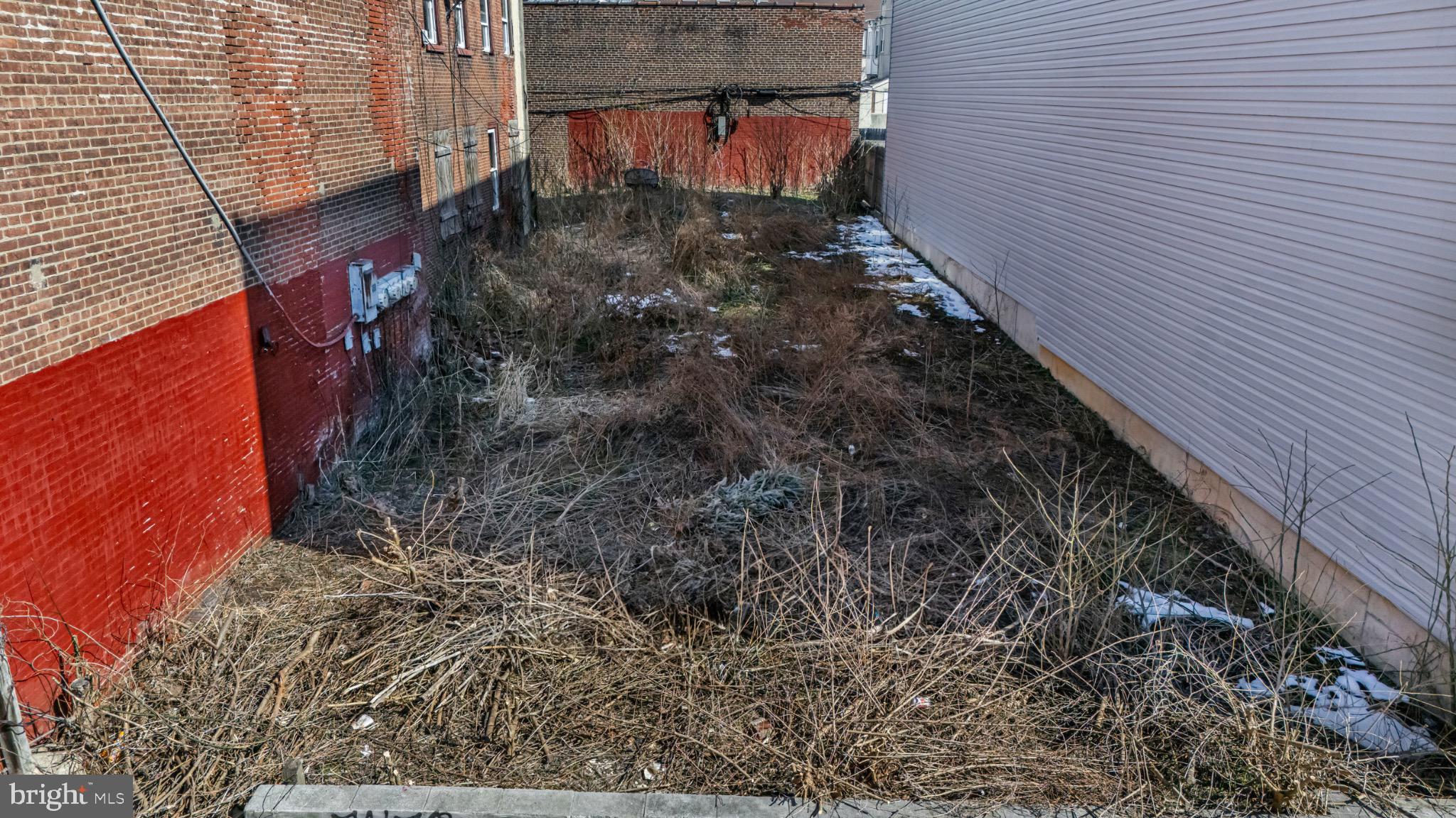 413 North 41st Street, Unit A Philadelphia, PA 19104 - Photo 5 of 12 a view of a yard