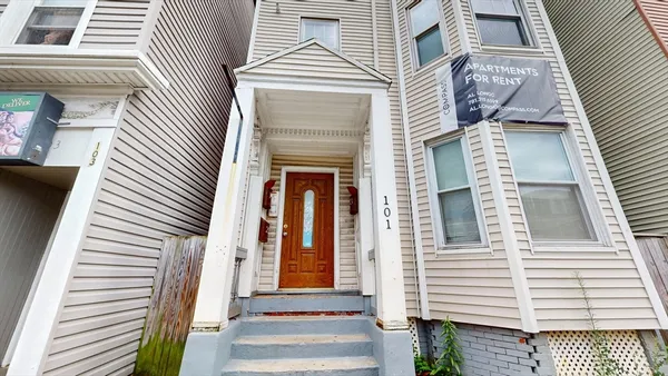 $3,250 | 101 Chelsea Street, Unit 2, Boston, MA 02128