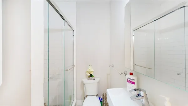 $3,250 | 101 Chelsea Street, Unit 2, Boston, MA 02128