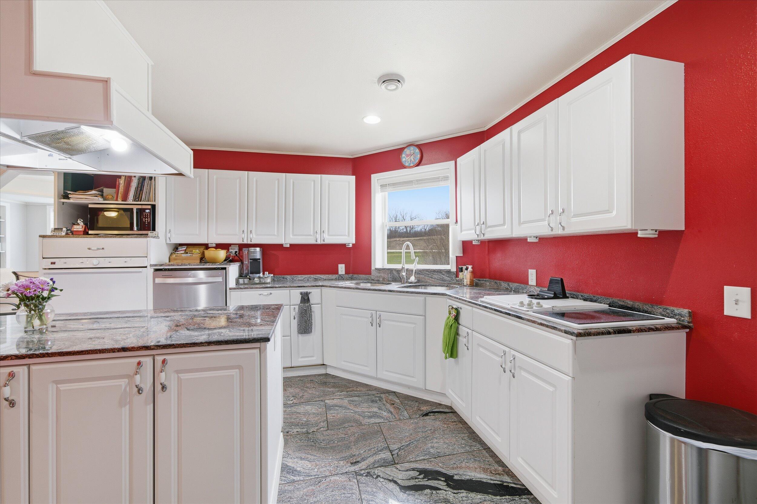 1679 Old Bridge Road Auburn, WI 53010 - Photo 9 of 52 Kitchen